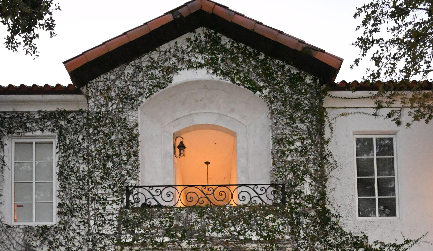 The Wedding Website of Aaron Rodriguez and Lyann Delgado