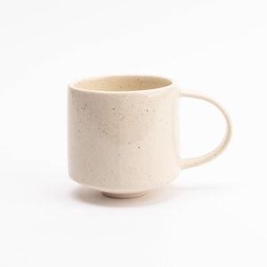 Angled Mug in white