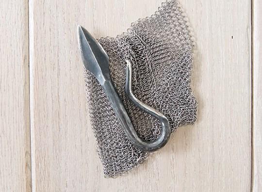 OYSTER KNIFE & CHAINMAIL SHUCK GUARD