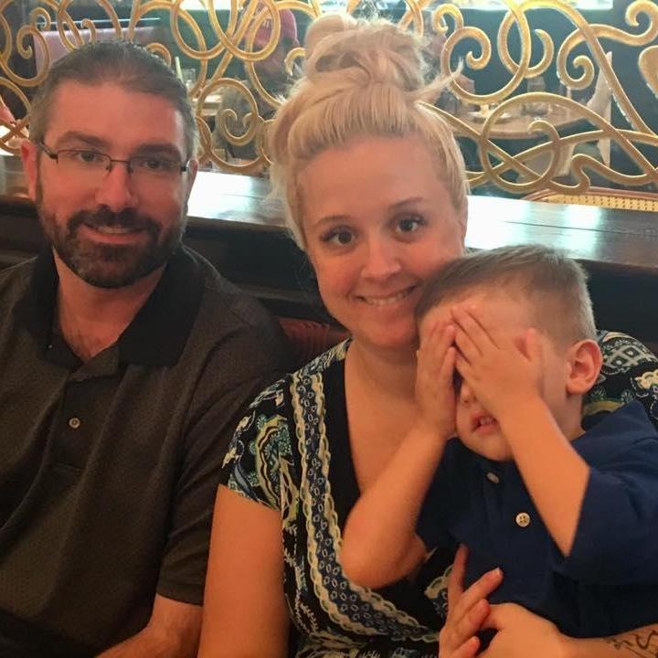 lol family time with the booger. Just missing Hailey <3