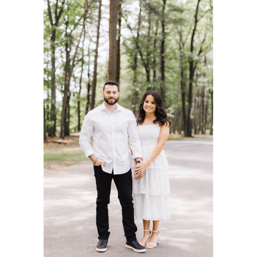 Nicole canceled their original first date BUT then had a change of heart ... looks like her heart was trying to tell her something!