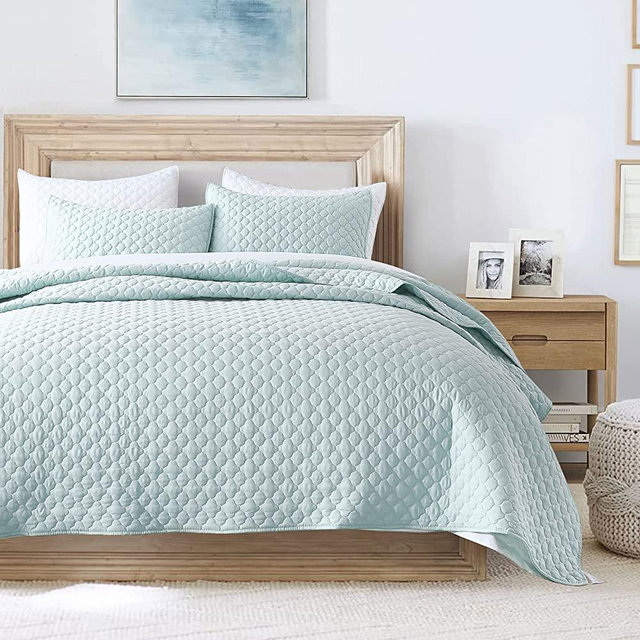 Quilt King Size Aqua Blue, Lightweight Quilt for Summer Ultra-Soft Microfiber Modern Style Quilted Clouds Pattern Bedspread Quit Set 3 Pieces（(1 Quilt and 2 Pillow Shams)