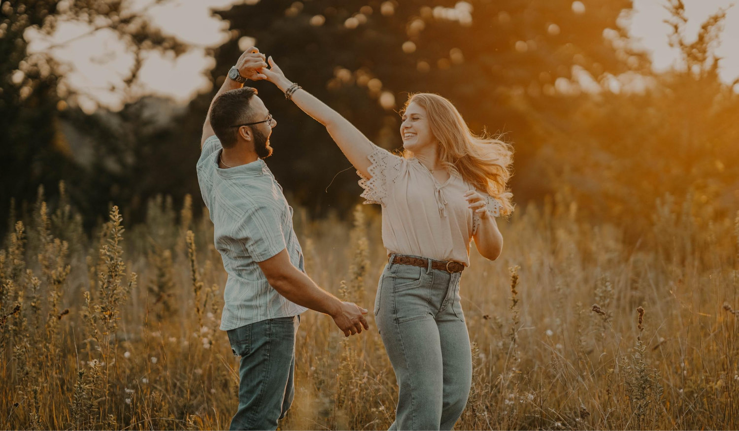 The Wedding Website of Elena Bisson and Tommy Alwang