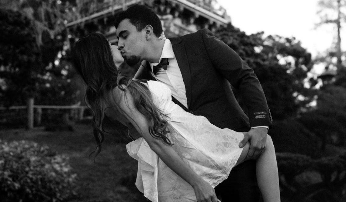 The Wedding Website of Heather Cazares and Martin Alvarez
