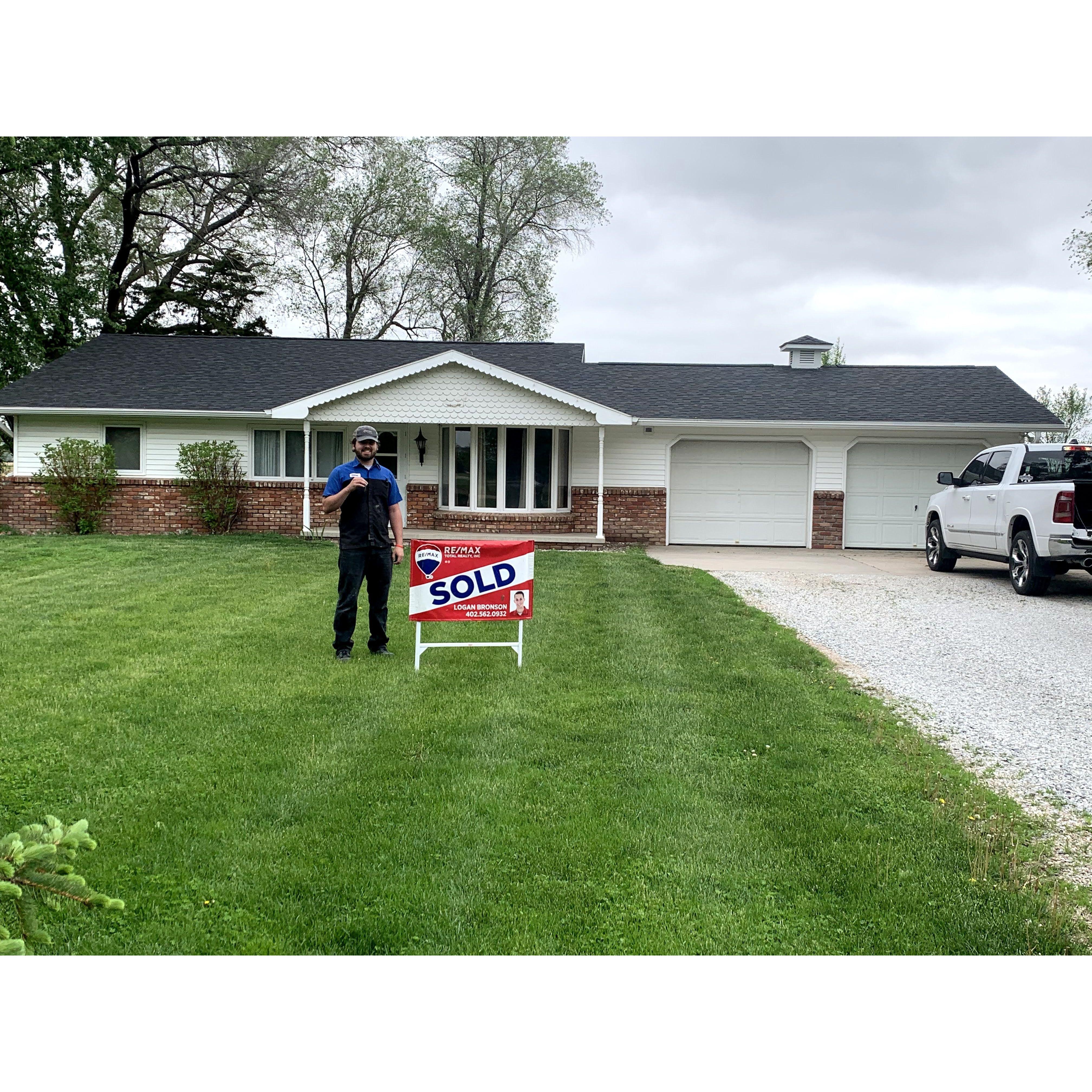 The one where Derek bought our house <3 Proud Moment 2020. We love it!