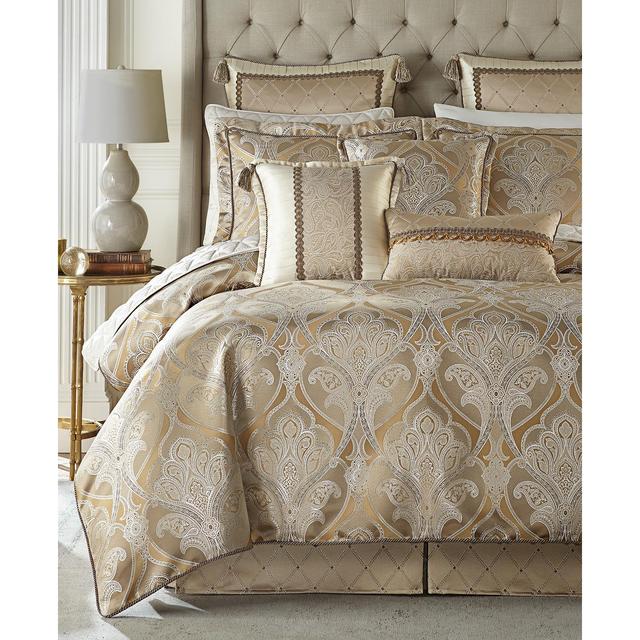 Croscill Alexander 4 PC Queen Comforter Set
