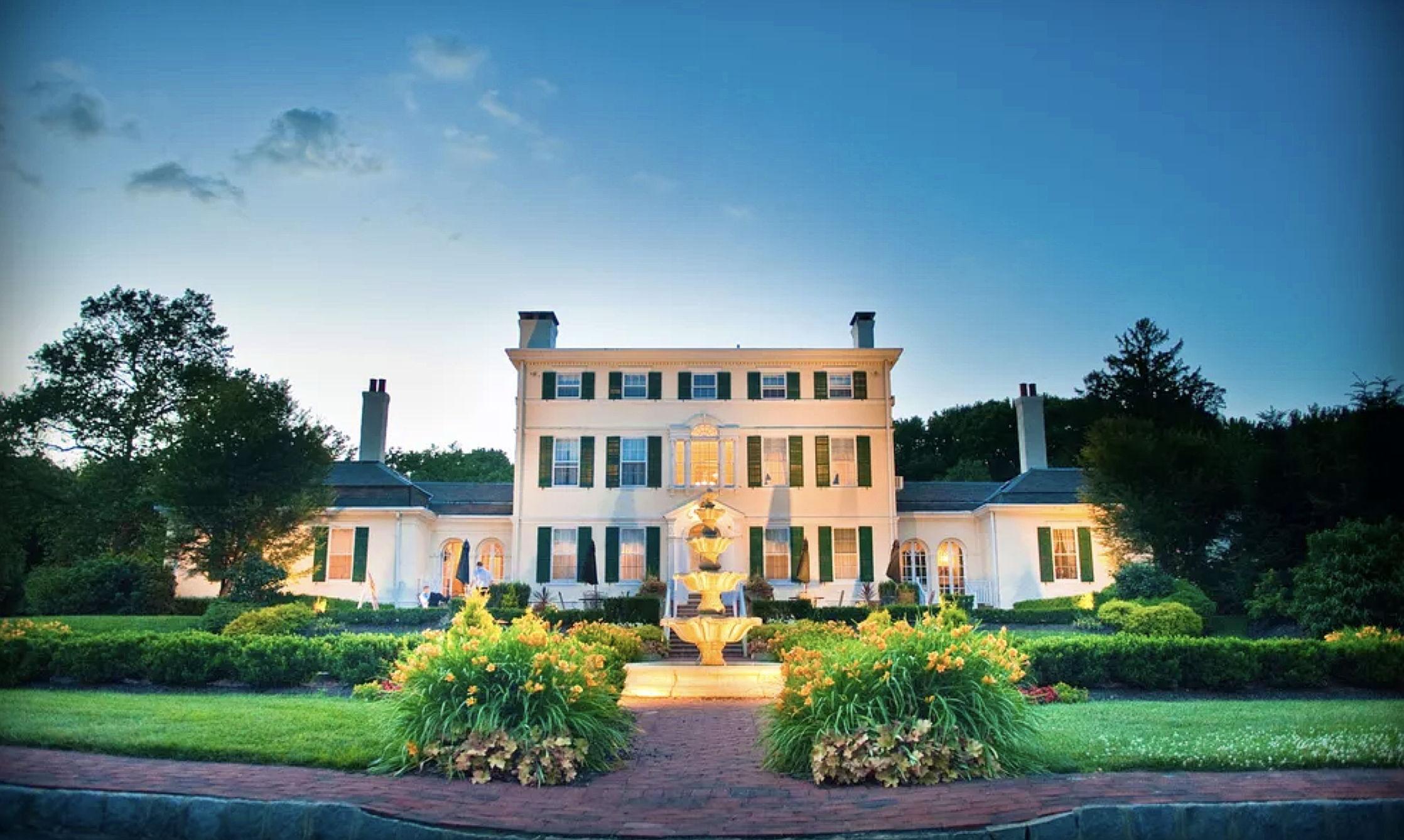 The Wedding Website of Nicole Colonna and Adam Wisniewski