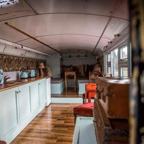 The Bus Kitchen & Living