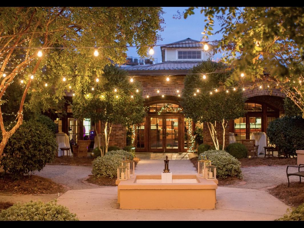 The Wedding Website of Erica Grove and Corey Carter