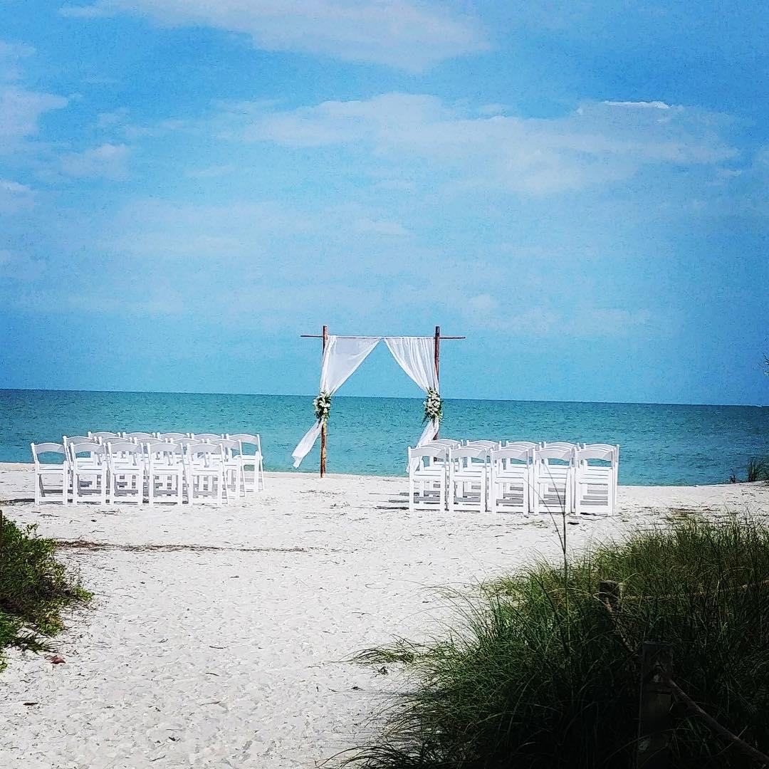The Wedding Website of Holli Houseworth and Mitchell Langford