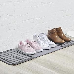 Umbra ShoeDry, Machine-Washable Multipurpose Drying Mat and Boot Tray for Entryway, Dark Gray, 35" Length x 13" Height x .5" Width