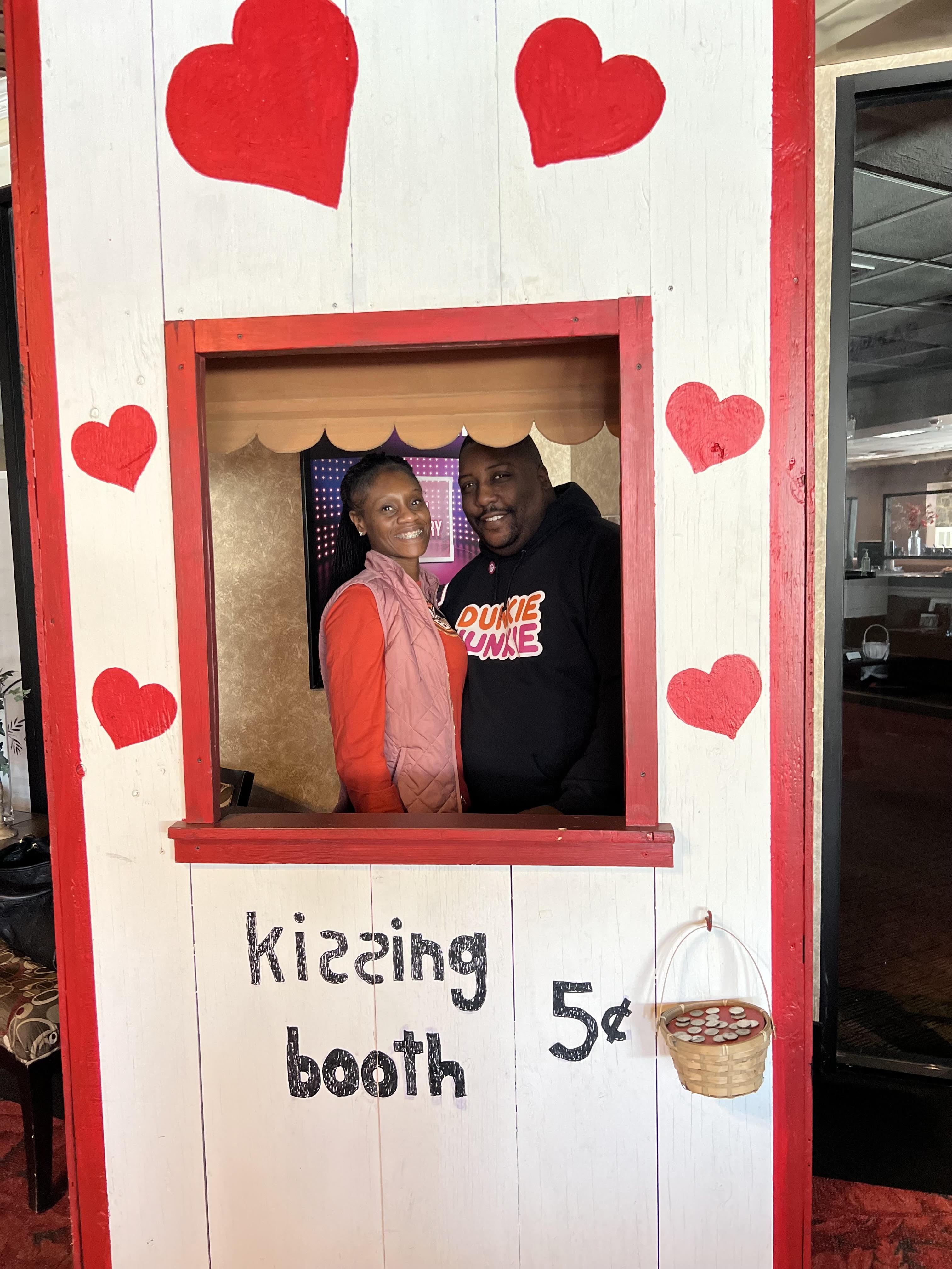 The Wedding Website of La’Nita Eaton and Gregory Spann