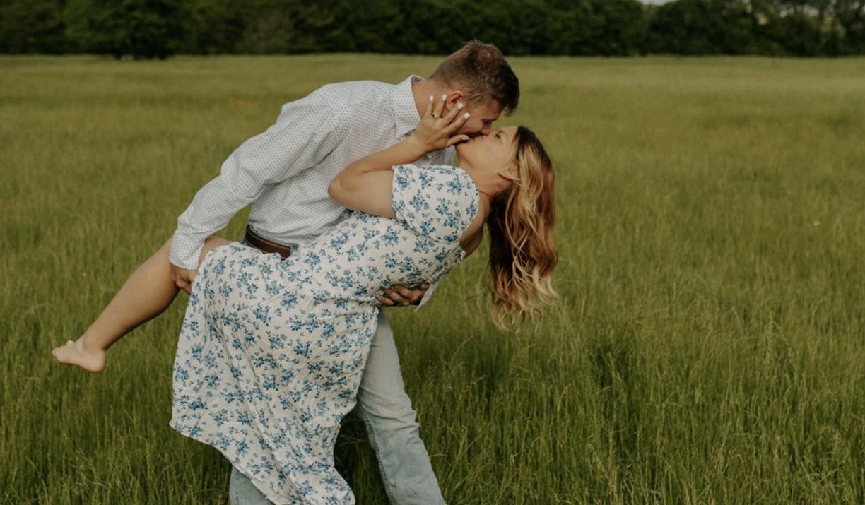 The Wedding Website of Tayla Evans and Steven Crow