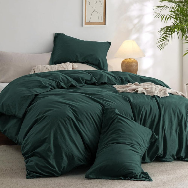 Bedsure Comforter Set King Size - Cotton Fabric with Microfiber Inner Fill, Forest Green PureWoven Soft Bed Set for All Seasons, 3 Pieces, 1 Comforter (104" x 90") and 2 Pillow Cases (20" x 36")