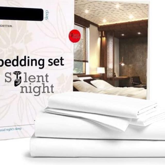 Queen Size 100% Egyptian Cotton 800 Thread Count 4 Piece Sheets Set - 18" Inch Deep Pocket, Smooth & Soft Sateen Weave, Premium Quality Hotel Bedding, White Solid