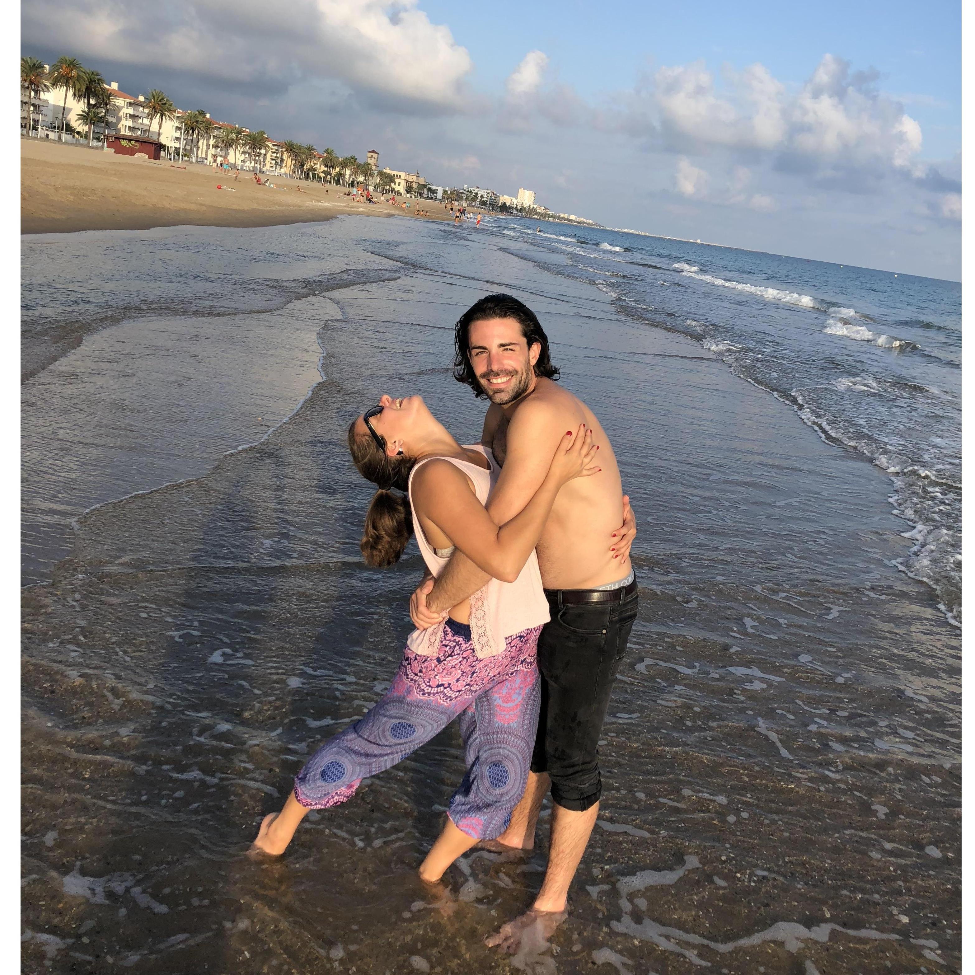Dancing in the waves, Coma Ruga, Catalunya (October 2018)