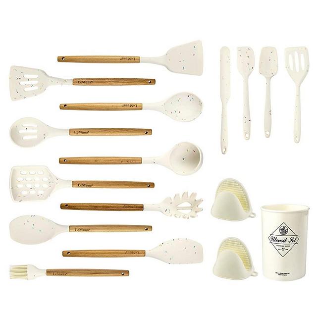 LeMuna 16pcs Silicone Cooking Utensil Set, Non-stick Heat Resistant Kitchen Utensils Set with Holder, BPA Free, Non Toxic Cooking Tools with Wooden Handles