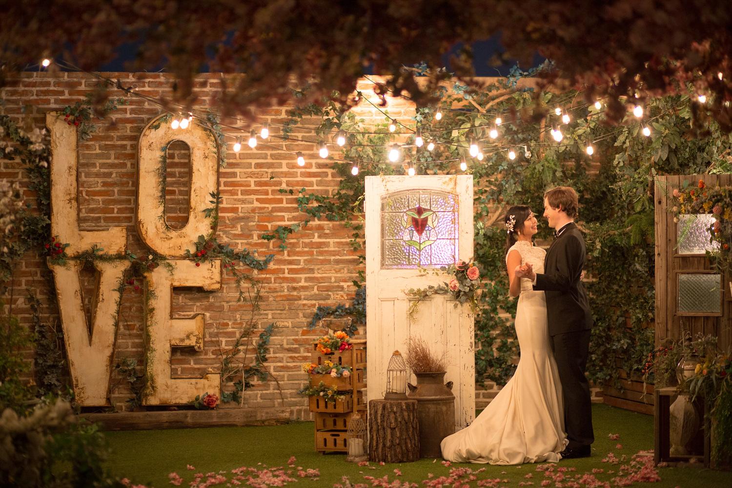 The Wedding Website of Vanessa Marinas and John Foxworth