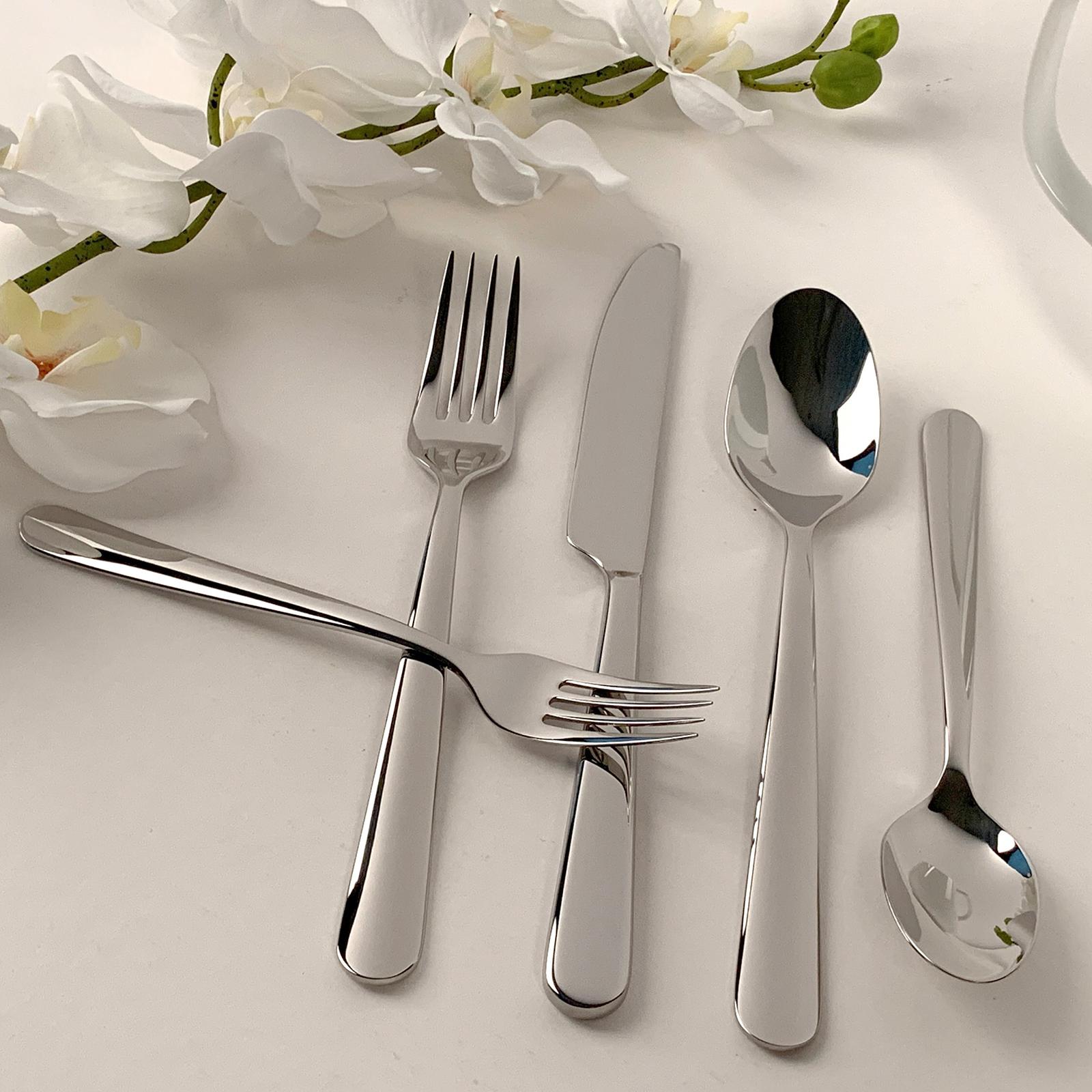 Treble Clef 20 Piece Flatware Set, Service for 4