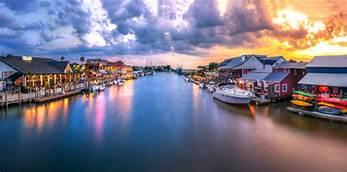 The Wedding Website of Hillary Staley and Clint Sikes