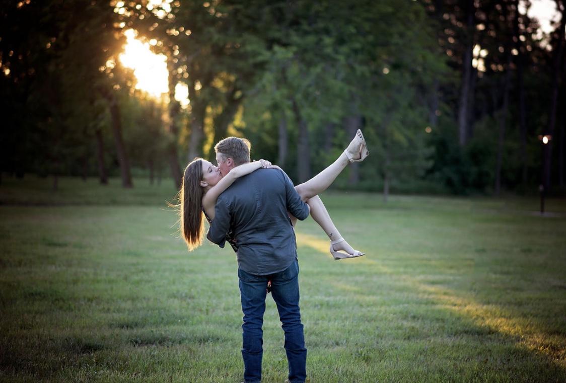 The Wedding Website of Lacey Smith and Evan Wilkie
