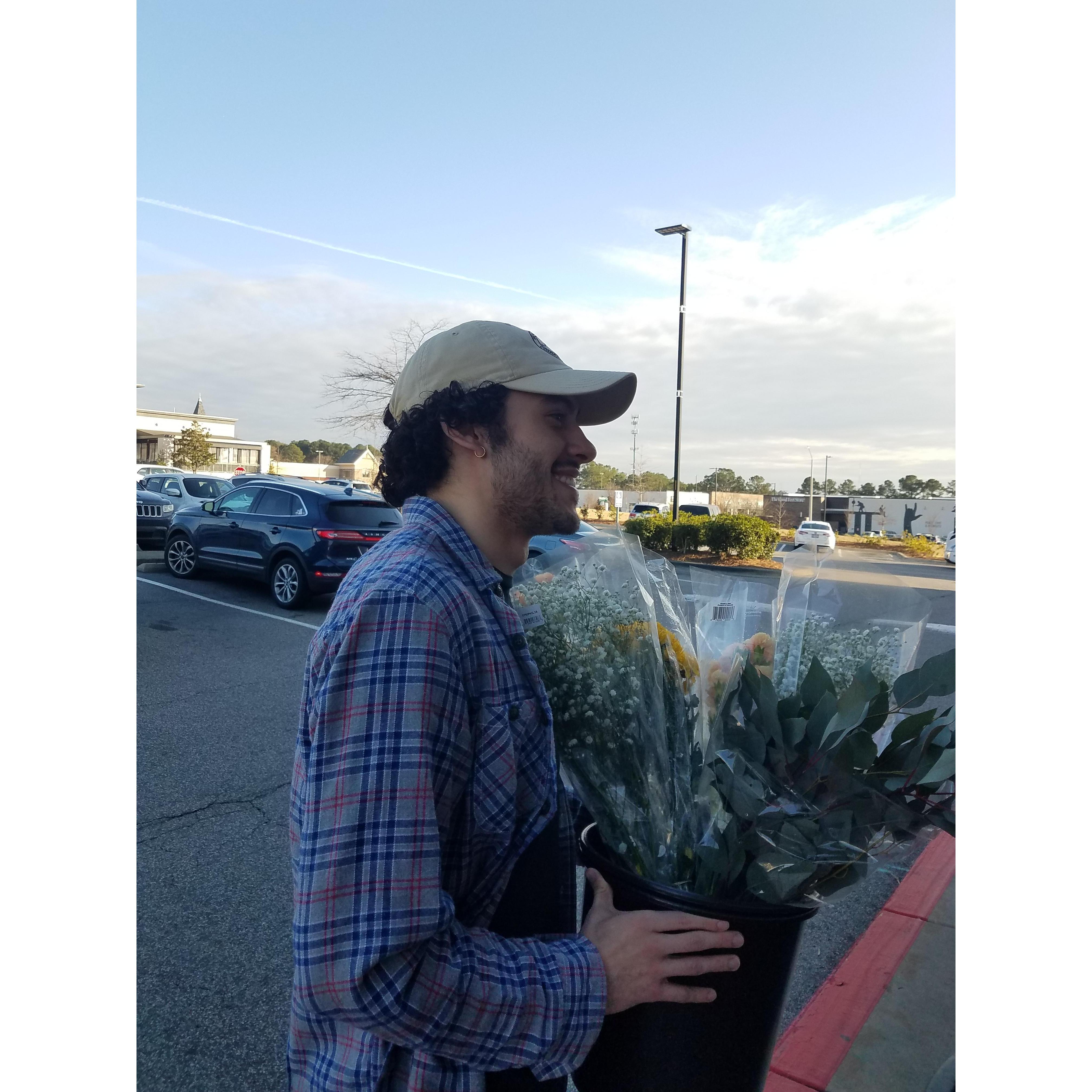 Picking up flowers for our first shower :))