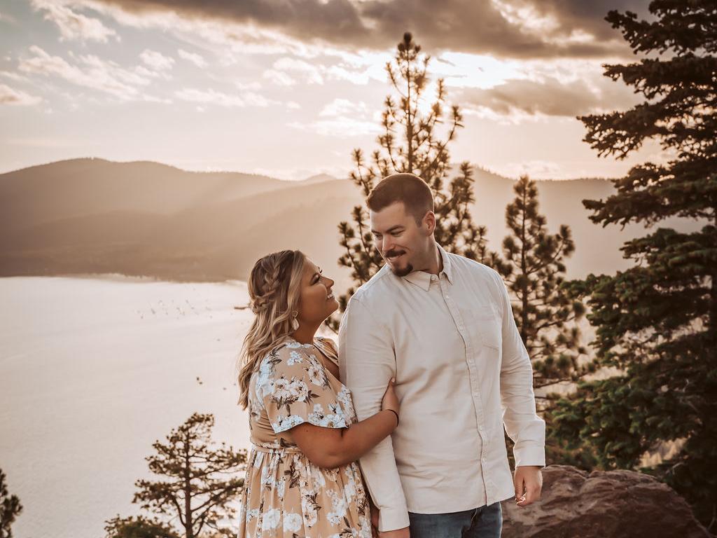 The Wedding Website of Jared Bickar and Taylor Dahl