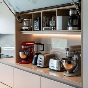 Kitchen appliances