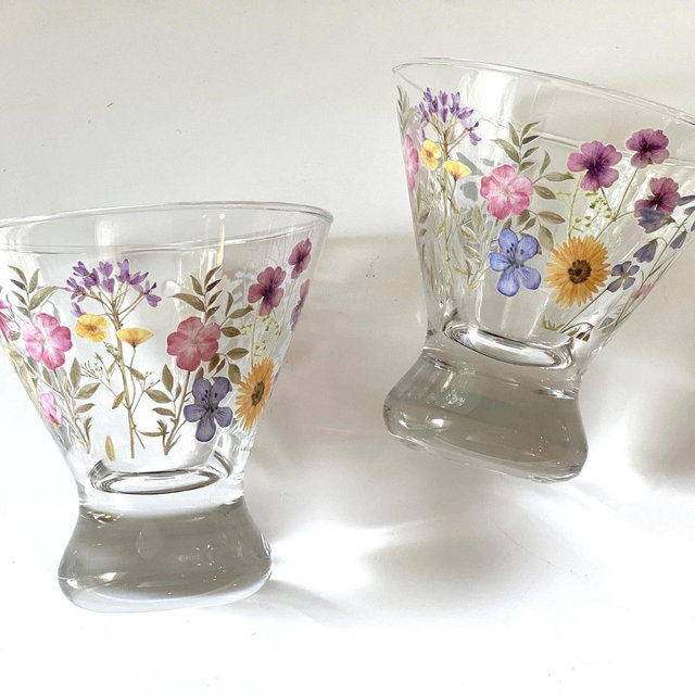 Botanical Martini Glass Set: Wildflower Floral Design