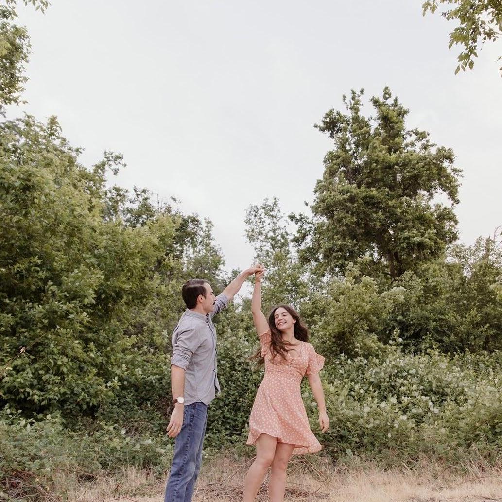 06/07/2020
Teal's friend and INCREDIBLE wedding photographer, Reagan, took some beautiful photos of the couple.