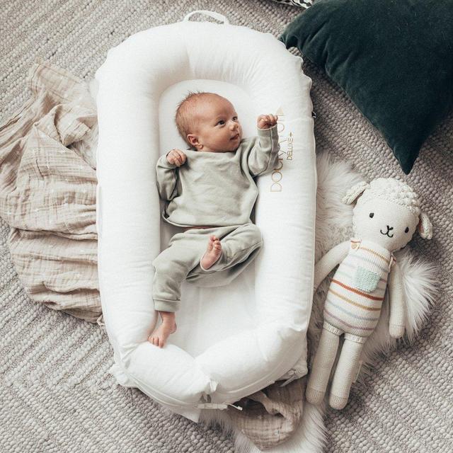 Deluxe DockaTot - White