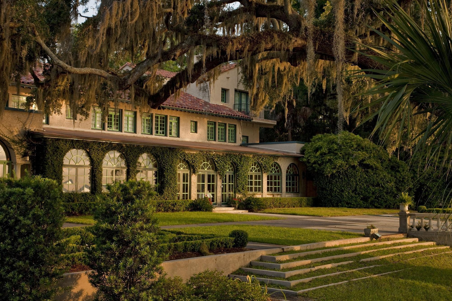The Wedding Website of Sechina Duarte and Clifton Sexton