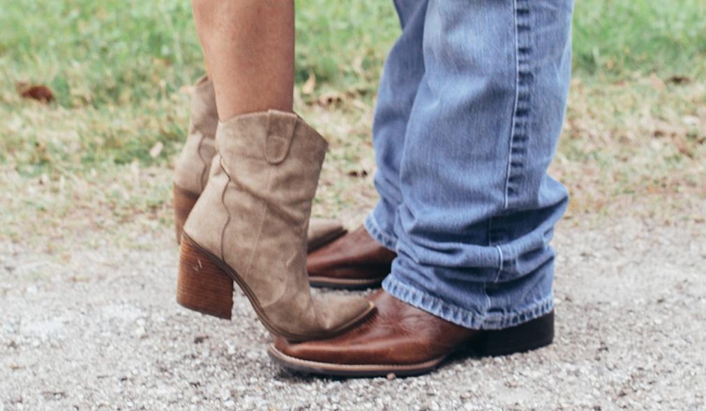 The Wedding Website of Jennifer Mignano and Tim Bergman