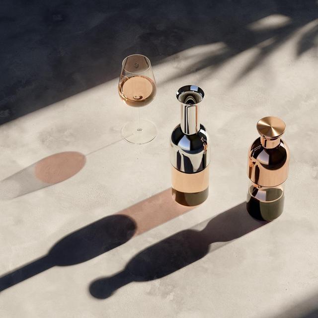 Eto: Gold Mirror Finish Wine Decanter