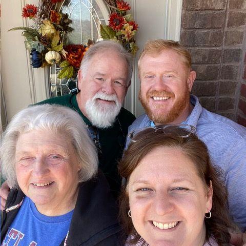 First time to meet the parents was when they came to support Katie for her colonoscopy... LOL!
