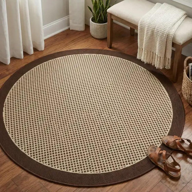 4' x 4' Washable Border Indoor / Outdoor Round Rug