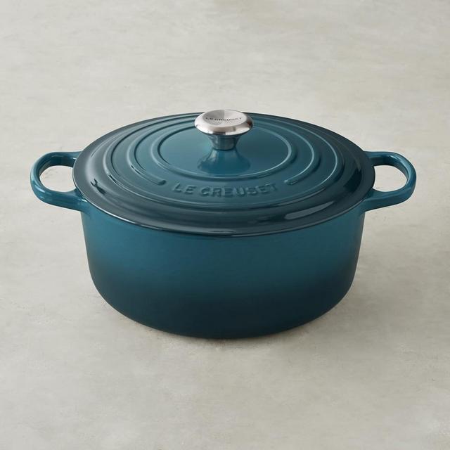Le Creuset Signature Cast-Iron Round Oven, 7 1/4-Qt., Teal