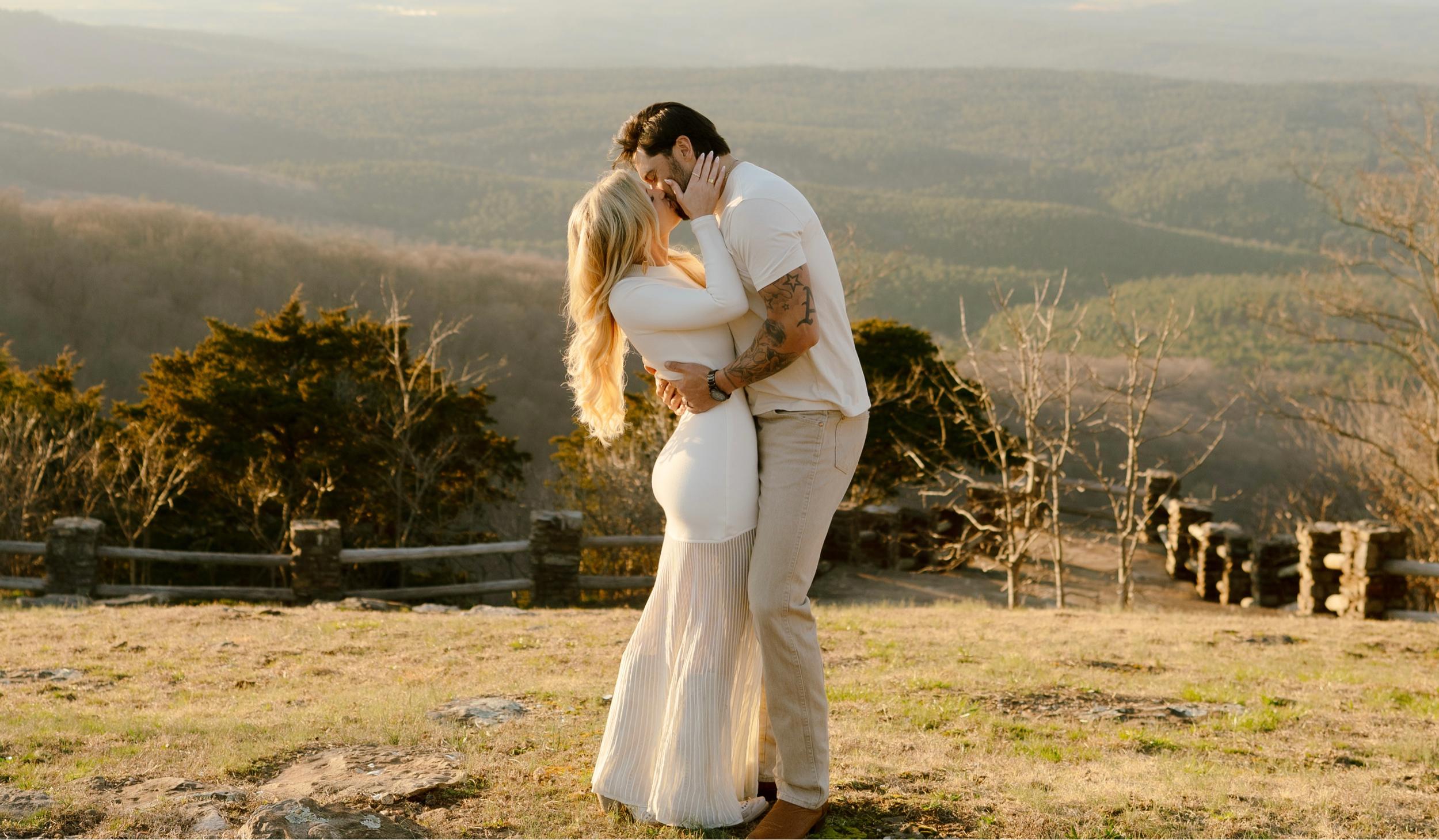 The Wedding Website of Tara Sawyer and Chris Oliver