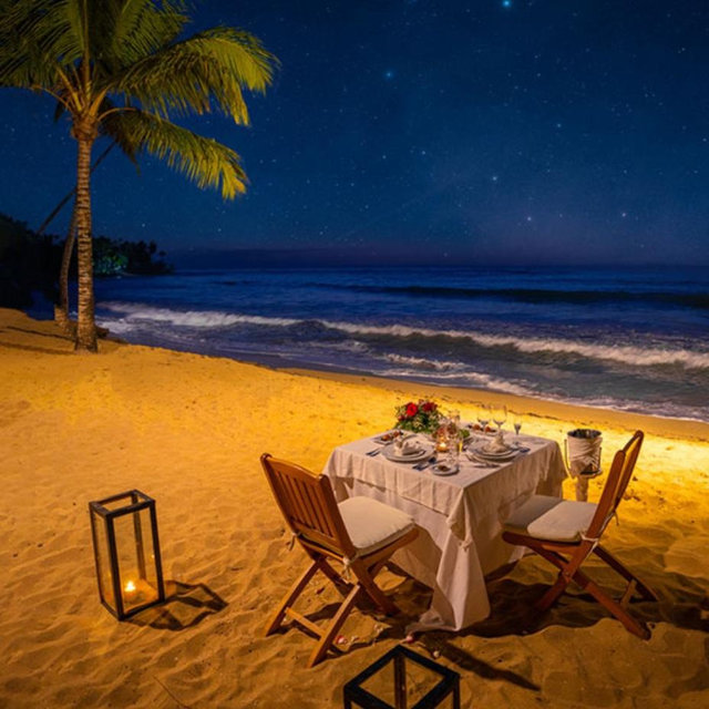 Honeymoon Dinner Date