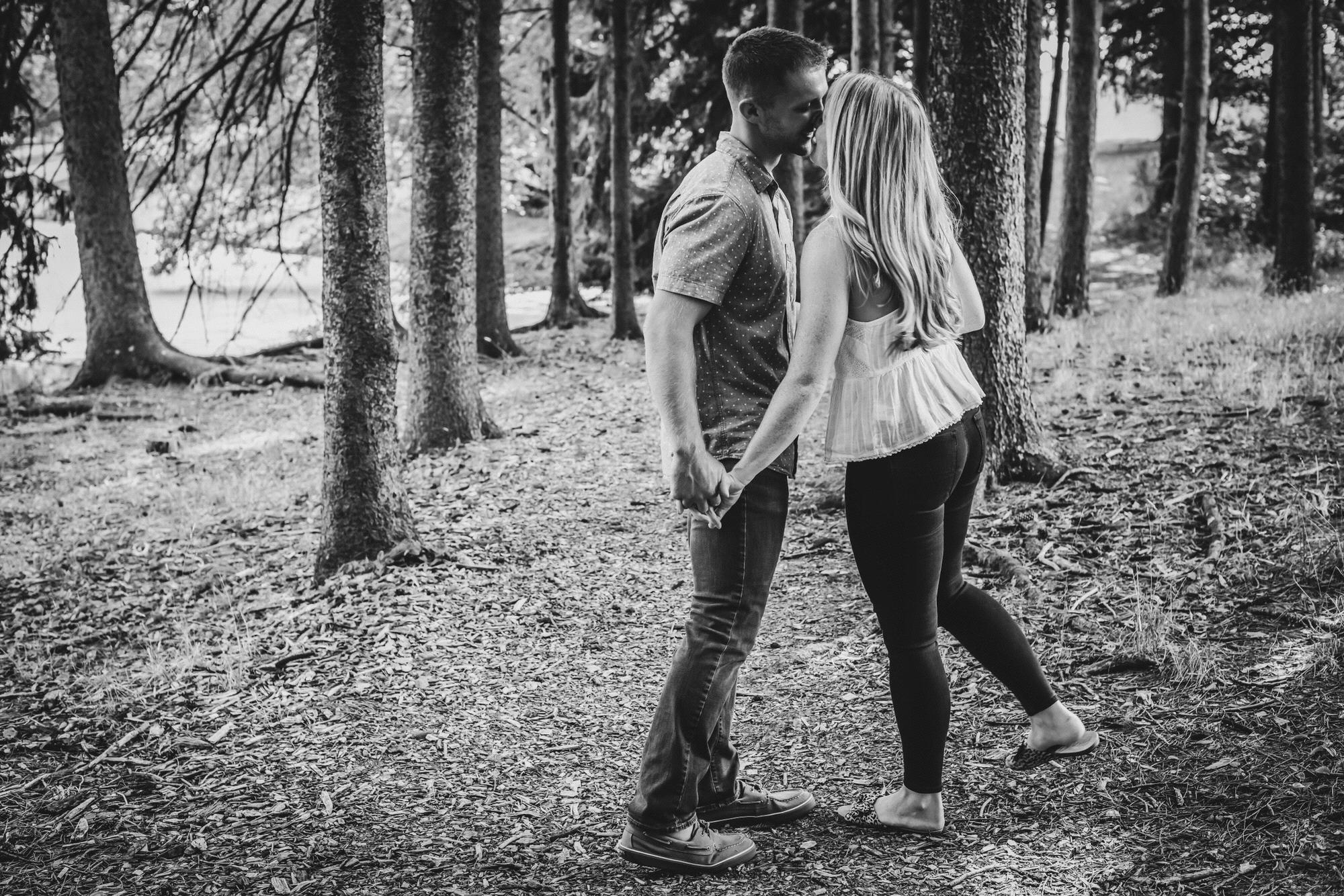 ENGAGEMENT PHOTOS 2020