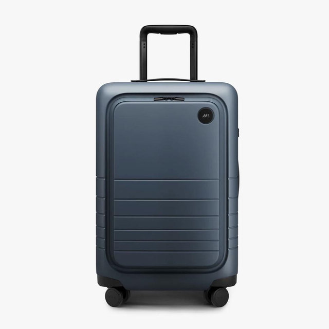Carry-On Pro Plus