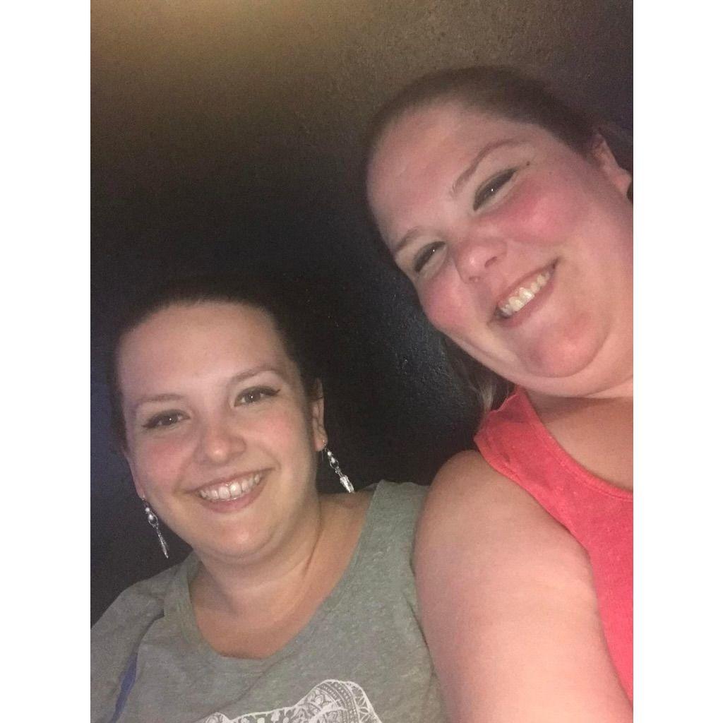 Amanda and her sister colleen