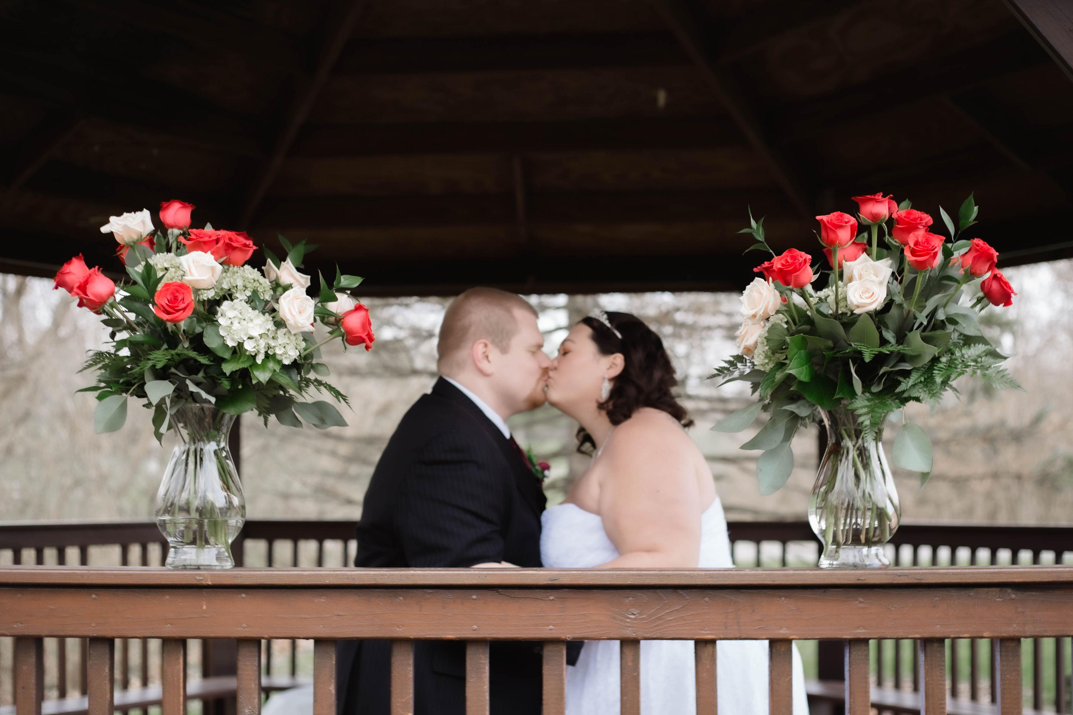 The Wedding Website of Nicole Price and Richard Kiefer
