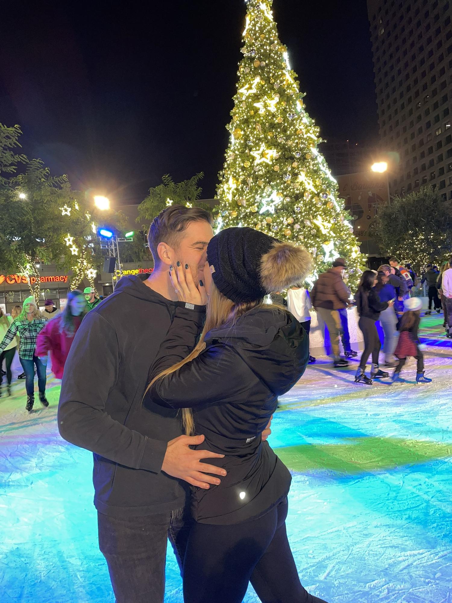 Last Date of 2021 iceskating in Phoenix