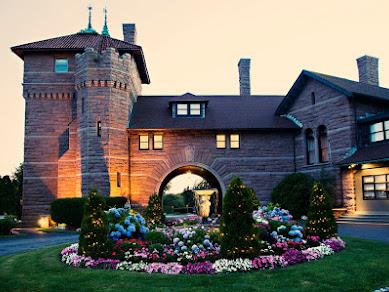 The Wedding Website of Angeline Martyn and Ronald Mitchell Jr.