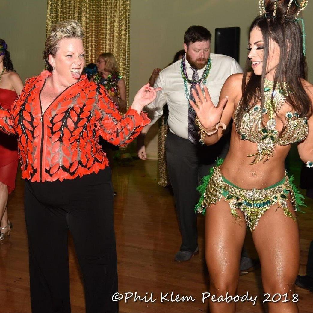 Matt actually danced at the Mardis Gras party held by the Peabody Foundation, but Libbie stole the show (and had back-up dancers).
