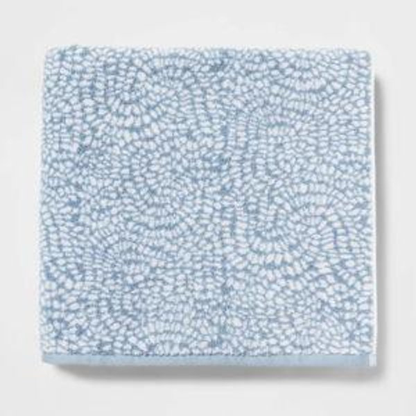 Performance Plus Bath Towel - Light Blue Geo