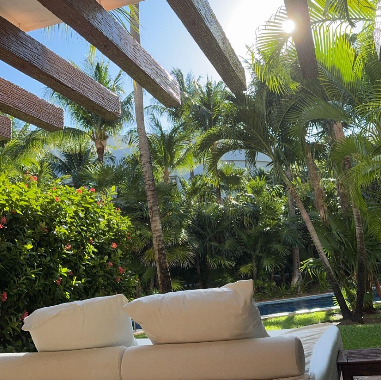 Junior Swim-Up Suite View at Playa Mujeres