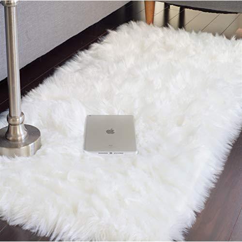 JTL Floorings White Fur Rug, Faux Sheepskin Rug for Bedside, Faux Fur Rug, White Fuzzy Rug, White Fluffy Rug, White Shag Rug (2.3 x 5 feet) Furry Rugs for Bedrooms, White Fur Rugs for Bedroom Carpet