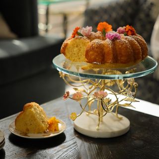 Wildflowers Cake Stand